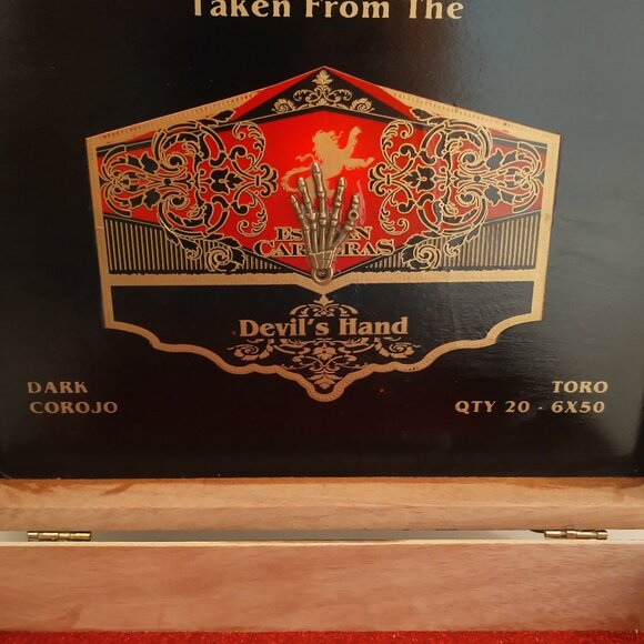 Original Suenos de Saundra Upcycled, Taken From the Devils Hand Cigar Box ,Purse - Picture 11 of 12